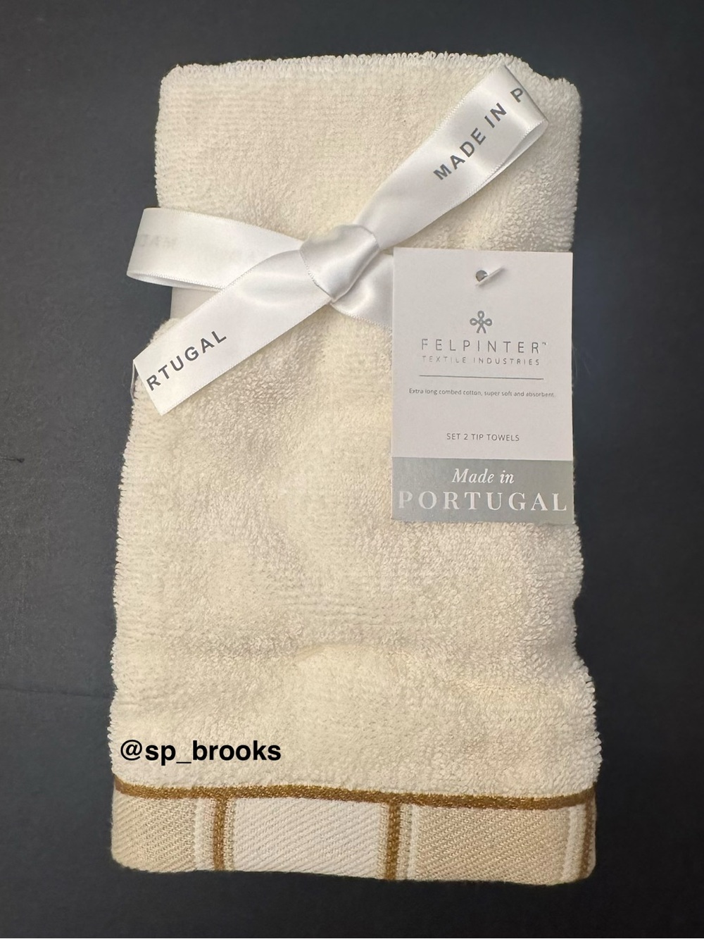 🎁2PC FELPINTER Tip Towel Set - Cream with Neutral Woven Striped Piping - Cotton